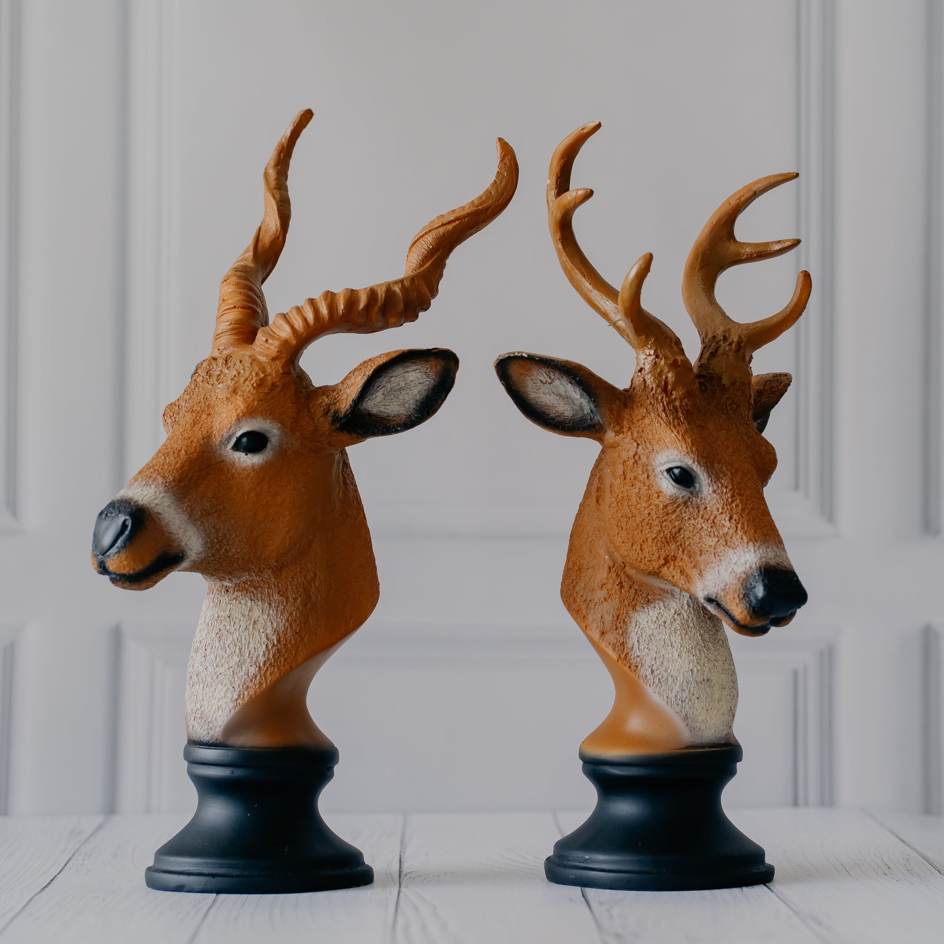 Royal Reindeer Bust with Antlers Table Accent Dekspace