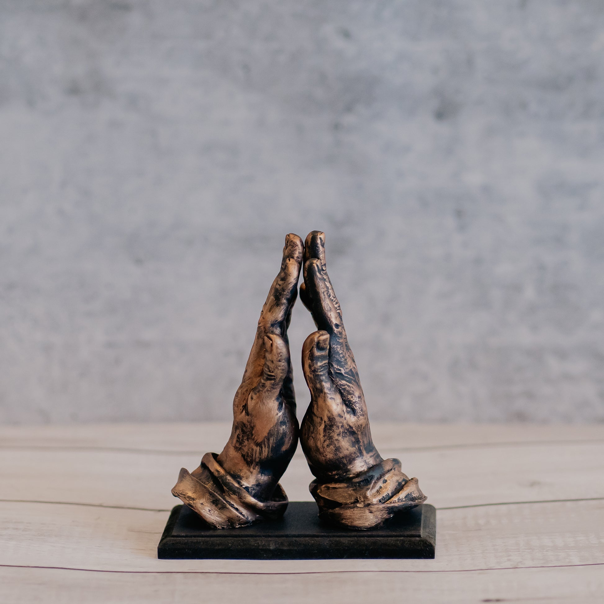 Namaste hand Dekspace