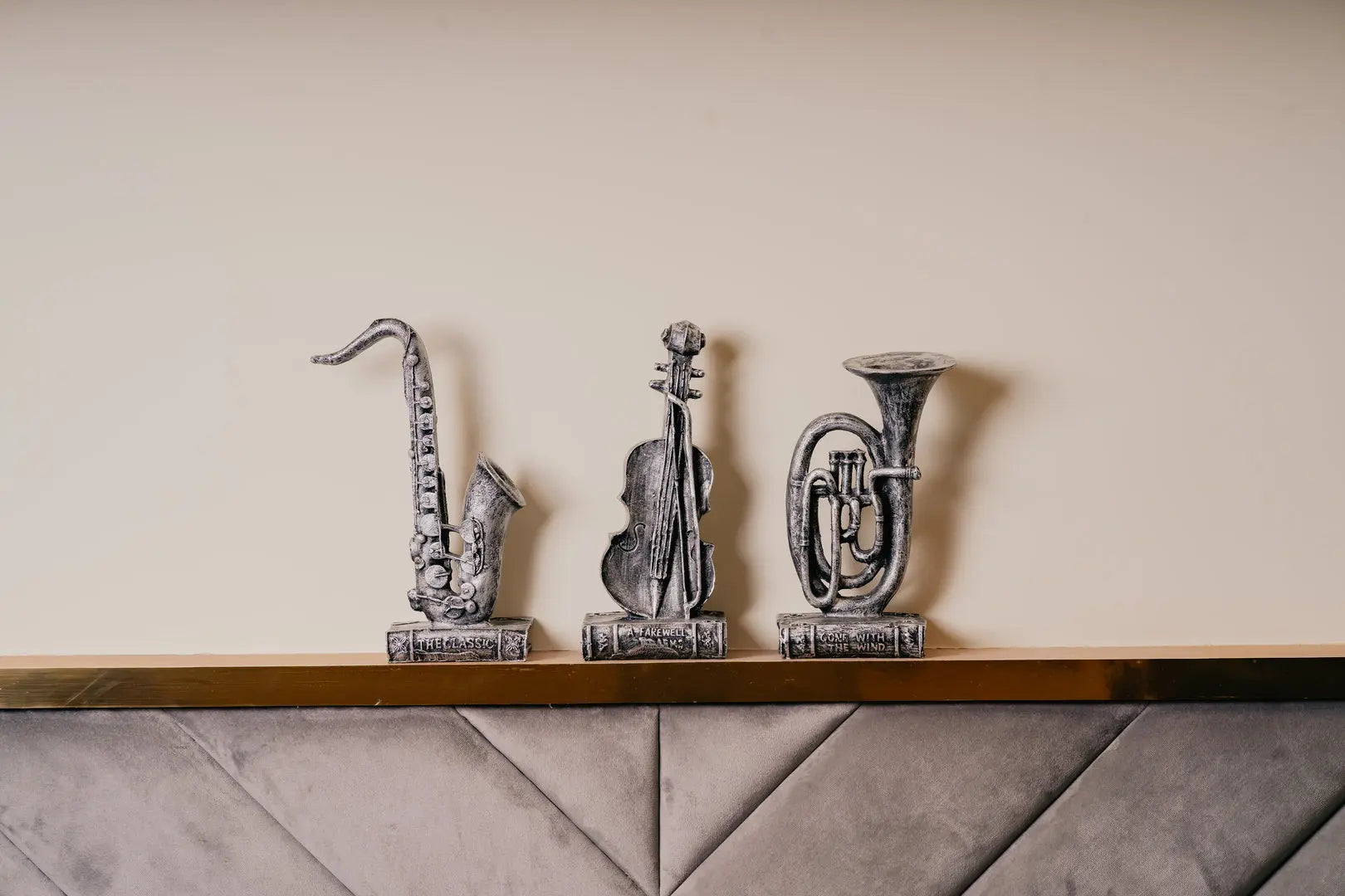 THE MUSICALS INSTRUMENTS -SL Dekspace