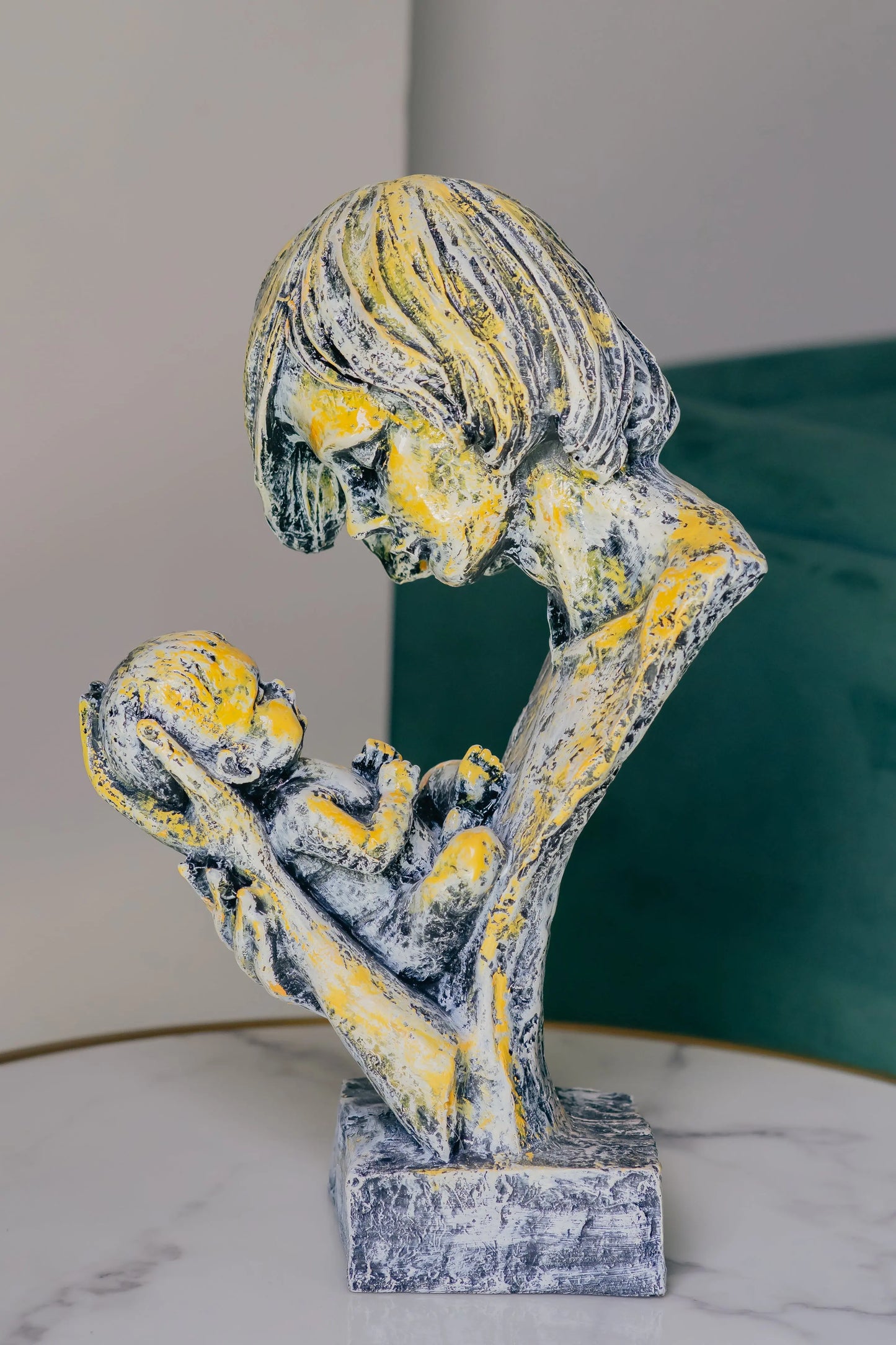 The loving mother abstract -WH Dekspace