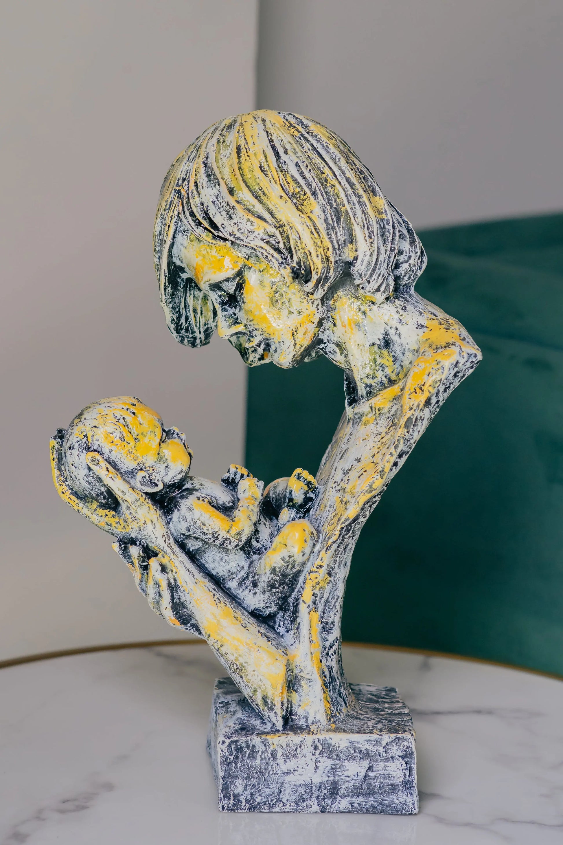 The loving mother abstract -WH Dekspace