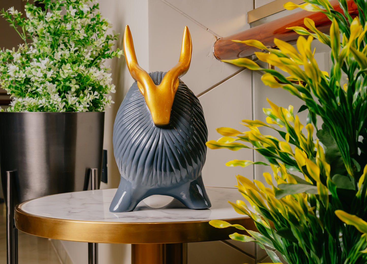 The Classic Yak with Golden Thorns Showpiece - GR-3