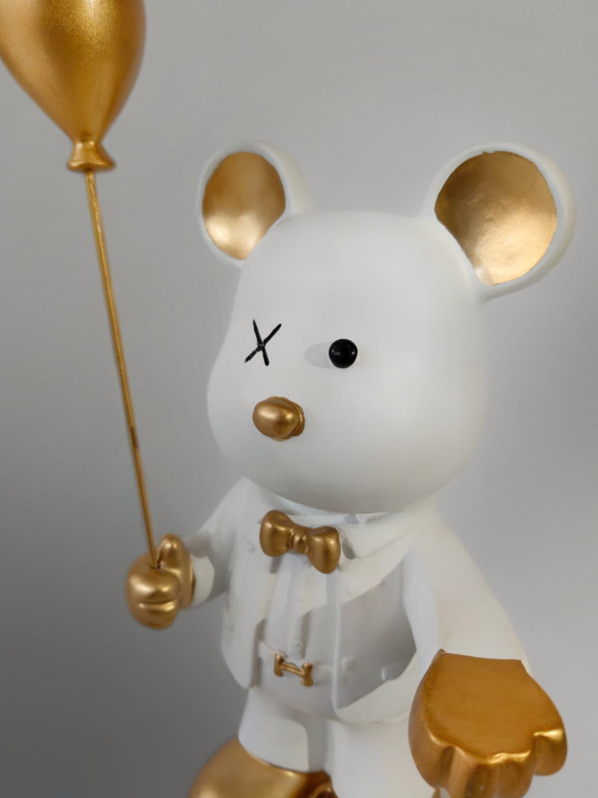 Teddy Bear Statue with Balloon and Tray Dekspace