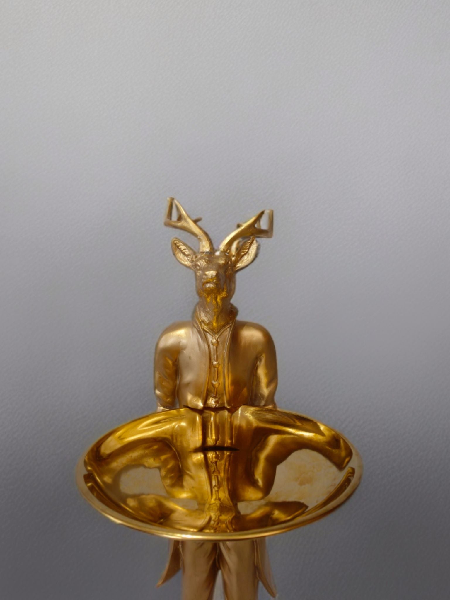 DEER STANDING Dekspace